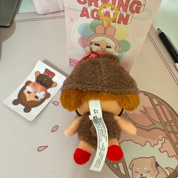 POPMART CRYING AGAIN LOVE MAKES US CRY - Picture 4 of 4